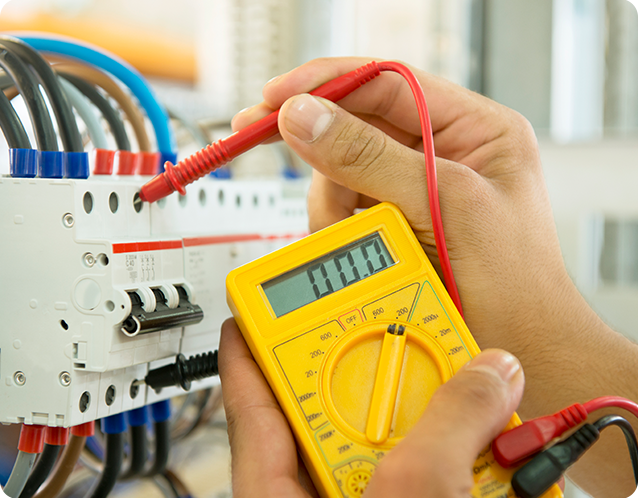 9 Signs You Need to Immediately Call an Electrical Expert